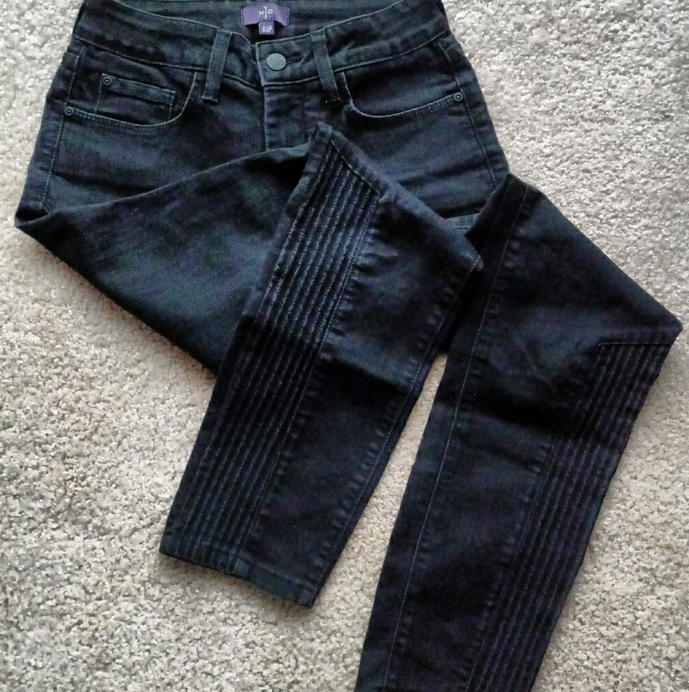 NYDJ Black denim leggings 00P unique design NWOT